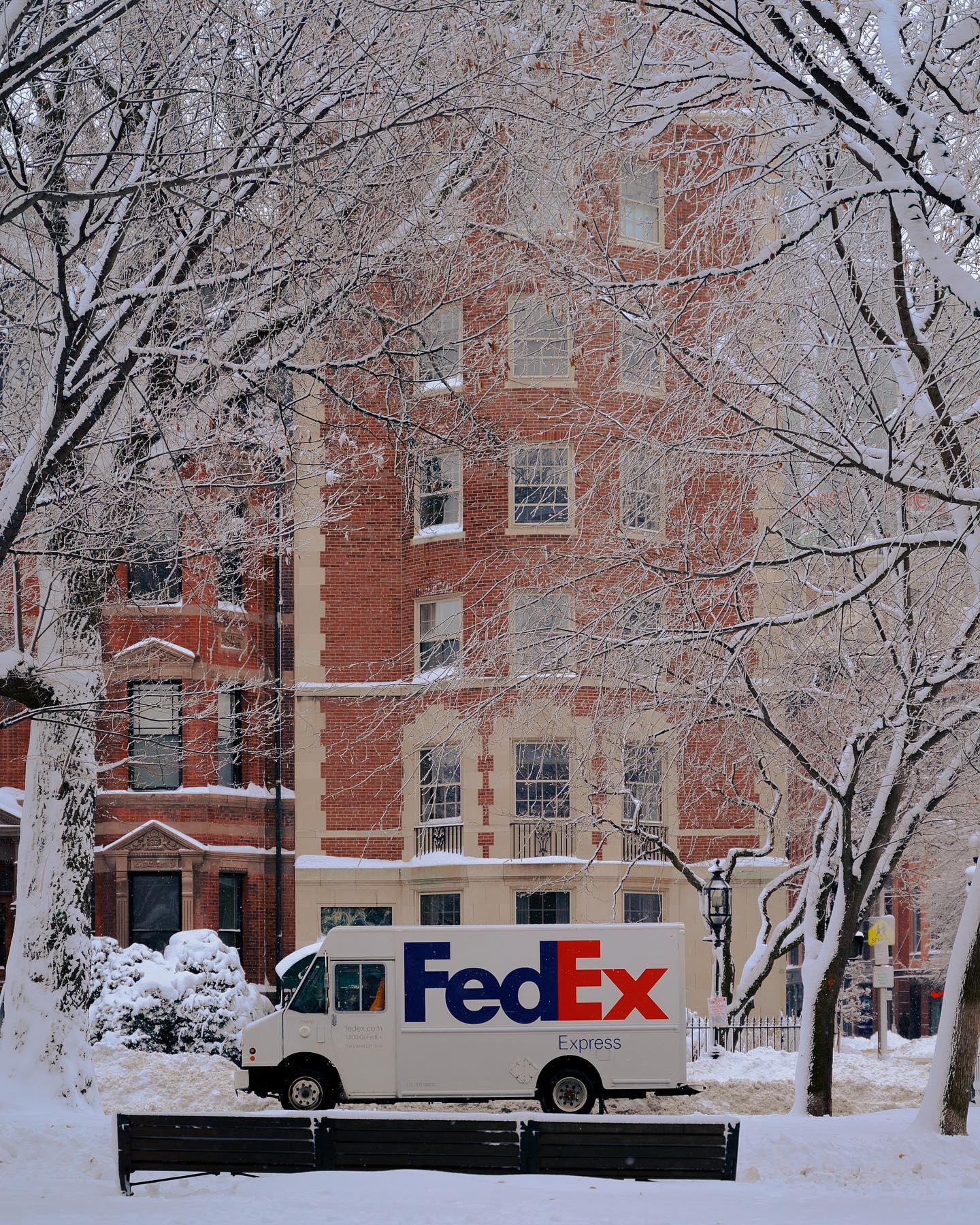 fedex-delivery-to-wrong-address